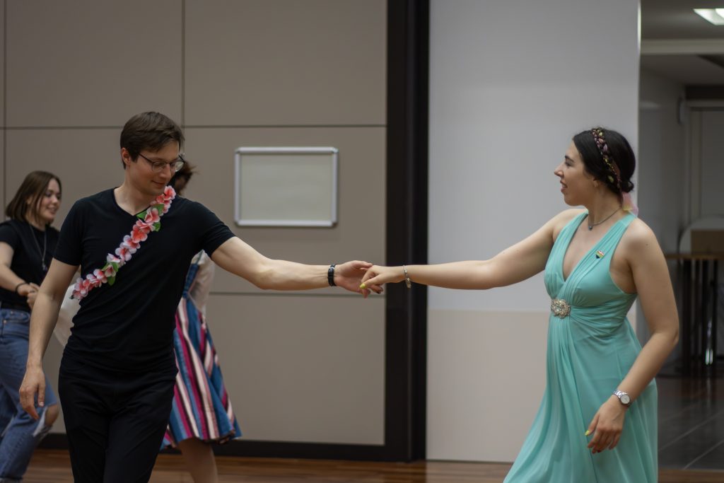 17. Tanzabend – Rainbow Night